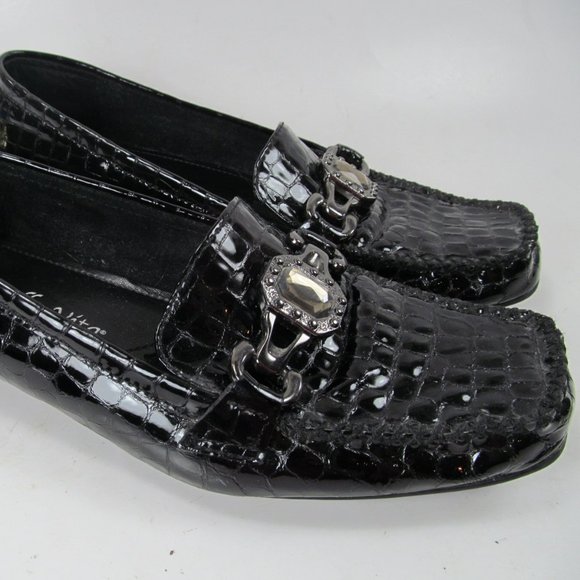 Bella Vita Shoes - Bella Vita Croc Embossed Driving Loafers Womens 7.